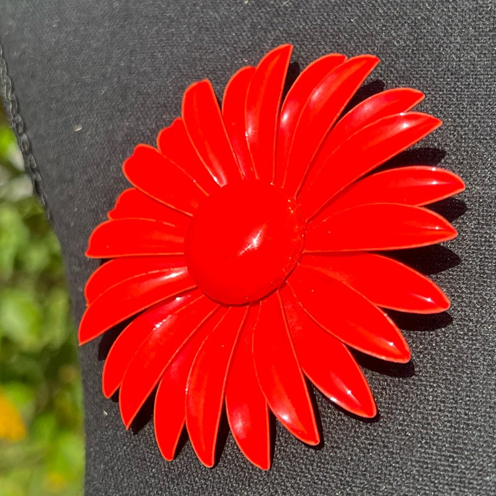 Vintage Bright Orange Flower Brooch - Picture 2 of 6